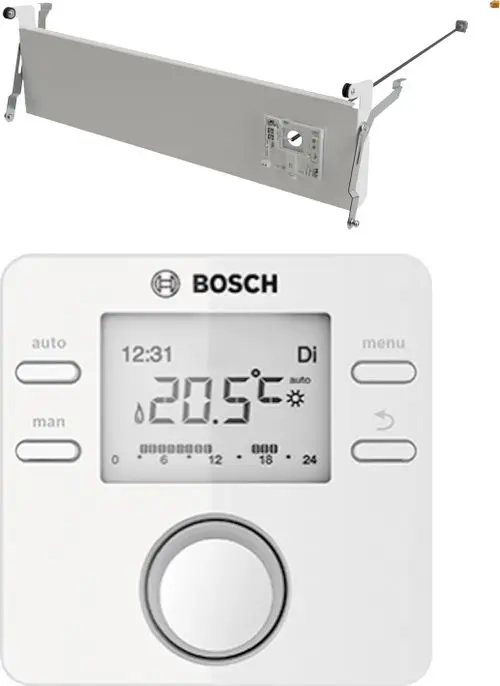 Weißer Heizkörper mit Halterung und digitalem Thermostat von Bosch, zeigt temperatur und Zeiteinstellungen an, mit Drehregler und Tasten für manuelle und automatische Steuerung.